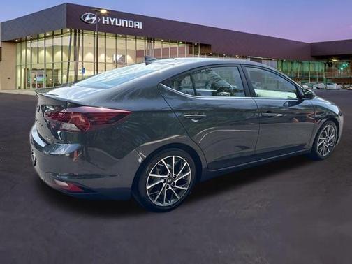 2020 Hyundai ELANTRA Limited
