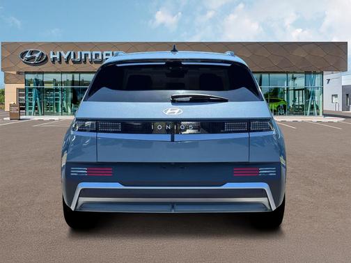 2025 Hyundai IONIQ 5 SEL