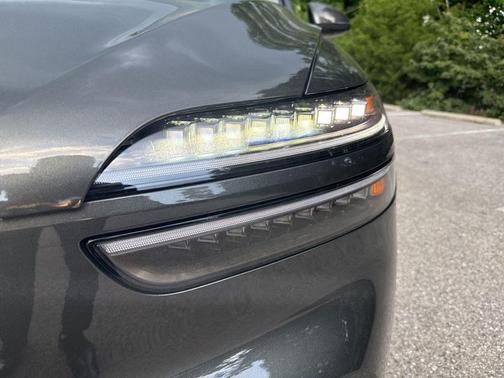 2026 Genesis GV70 2.5T