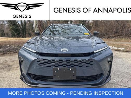 2025 Toyota Crown Signia XLE