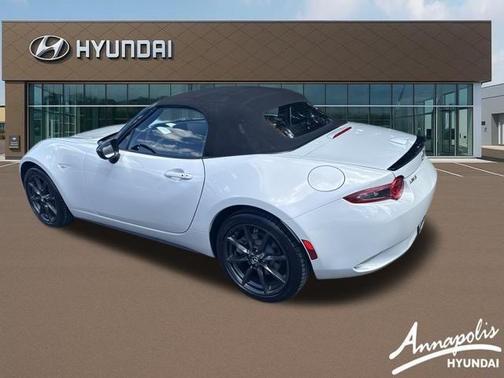 2016 Mazda MX-5 Miata Club