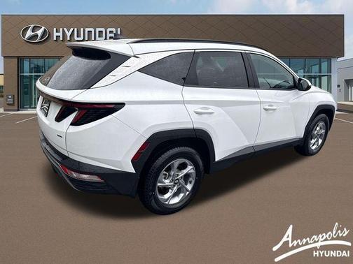 White Pearl 2023 Hyundai TUCSON SEL
