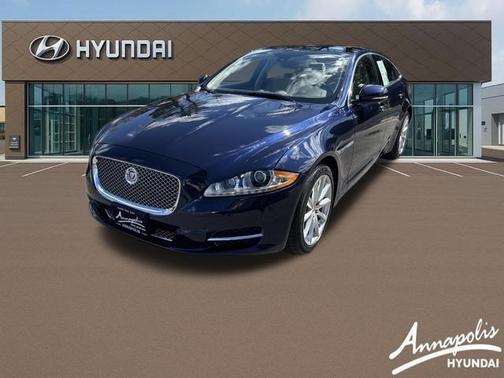 Dark Sapphire 2015 Jaguar XJ Base
