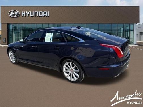 Dark Sapphire 2015 Jaguar XJ Base