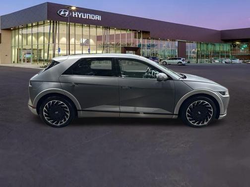 2022 Hyundai IONIQ 5 Limited