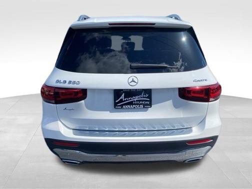 2020 Mercedes-Benz GLB 250 Base 4MATIC