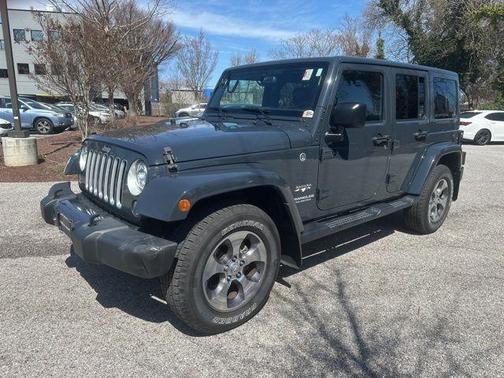 2017 Jeep Wrangler Unlimited Sahara