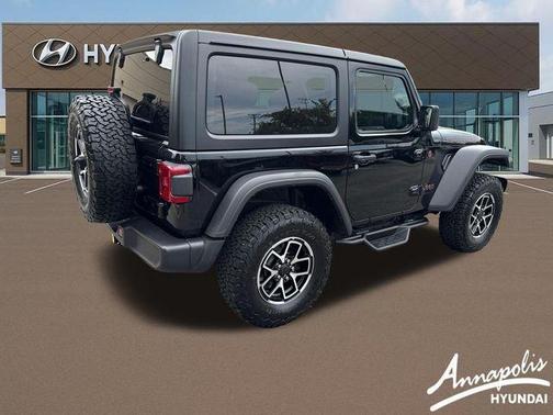 Black Clearcoat 2024 Jeep Wrangler Rubicon