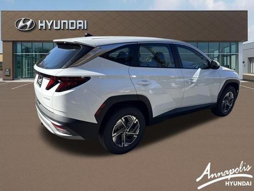 2026 Hyundai TUCSON Hybrid Blue SE