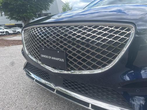 2024 Genesis GV70 2.5T