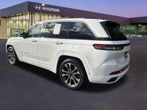 2023 Jeep Grand Cherokee Overland