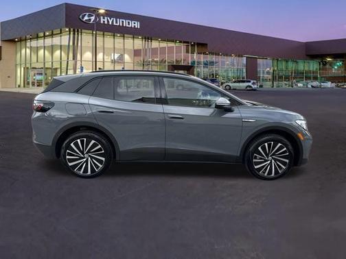 2024 Volkswagen ID.4 Pro