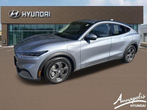 2022 Ford Mustang Mach-E Select