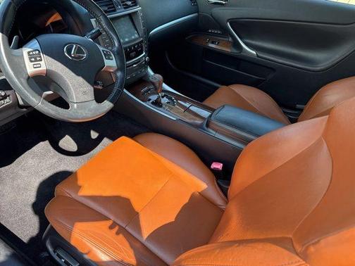 Mica 2011 Lexus IS 250C Base