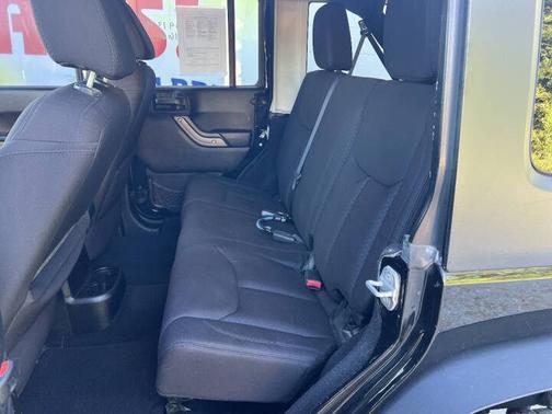 2013 Jeep Wrangler Unlimited Sport