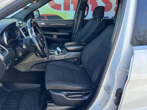 2018 Jeep Grand Cherokee Laredo