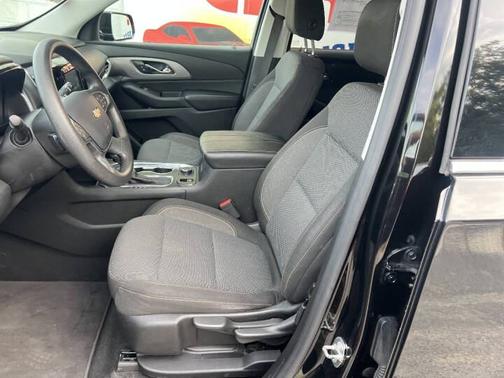 2018 Chevrolet Traverse LS