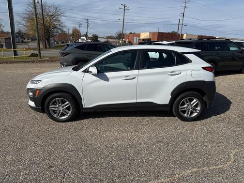 2020 Hyundai KONA SE