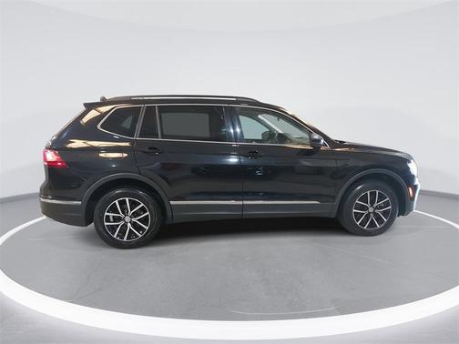 2021 Volkswagen Tiguan 2.0T SE R-Line Black