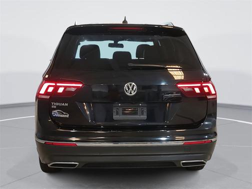 2021 Volkswagen Tiguan 2.0T SE R-Line Black