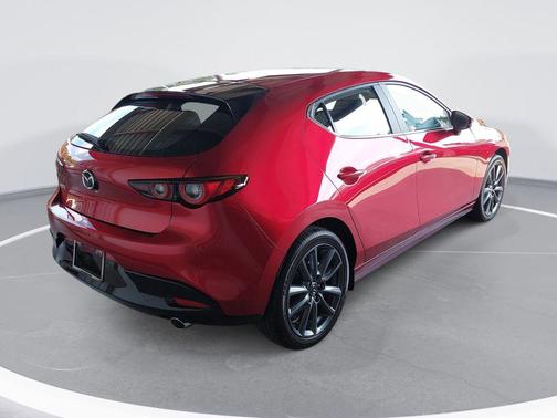 Soul Red Crystal Metallic 2026 Mazda Mazda3 FWD w/Preferred Package