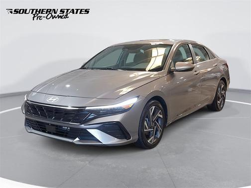 2025 Hyundai ELANTRA SEL