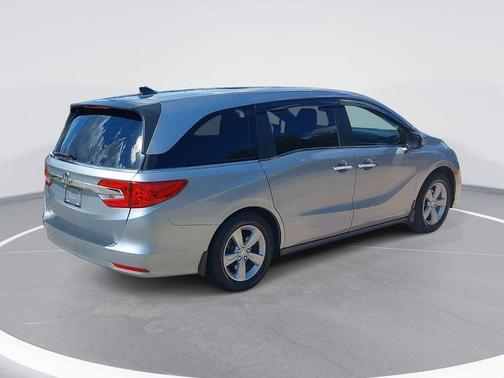 Lunar Silver Metallic 2019 Honda Odyssey EX