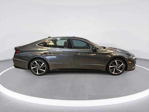 2022 Hyundai SONATA SEL Plus