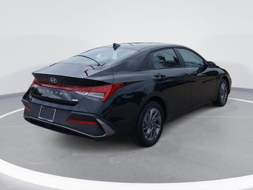 Abyss Black 2025 Hyundai ELANTRA HEV Blue