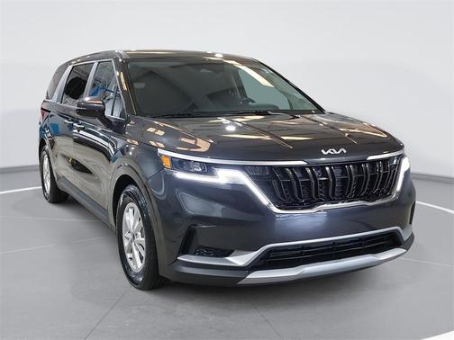2023 Kia Carnival LX