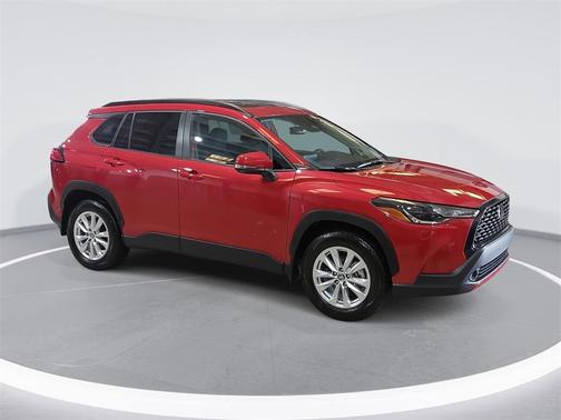 2024 Toyota Corolla Cross LE
