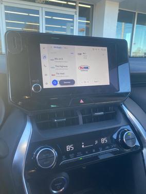 2023 Toyota Venza LE