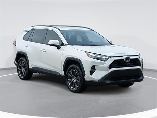 2022 Toyota RAV4 Hybrid XLE Premium
