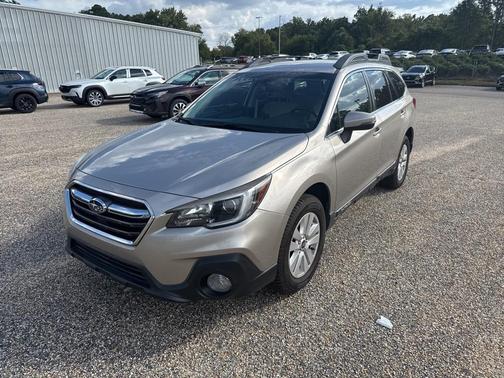 2018 Subaru Outback 2.5i Premium