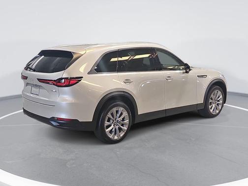 Platinum Quartz 2026 Mazda CX-90 3.3 Turbo Preferred