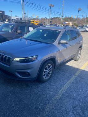 2021 Jeep Cherokee Latitude Lux