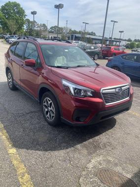 Crimson Red Pearl 2019 Subaru Forester Premium