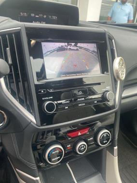 Crystal White Pearl 2020 Subaru Forester Premium