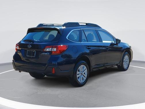 2018 Subaru Outback 2.5i