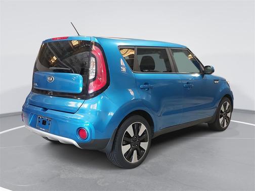 2017 Kia Soul +