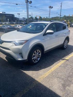 Blizzard Pearl 2016 Toyota RAV4 Hybrid Limited