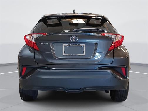 2021 Toyota C-HR XLE