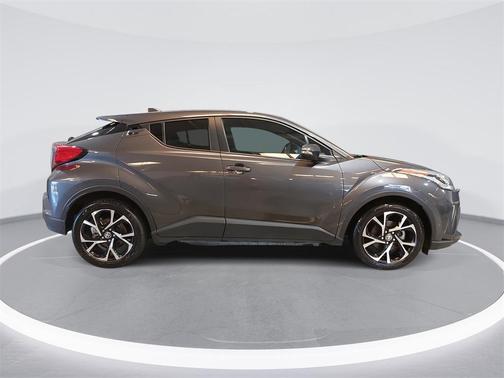 2021 Toyota C-HR XLE