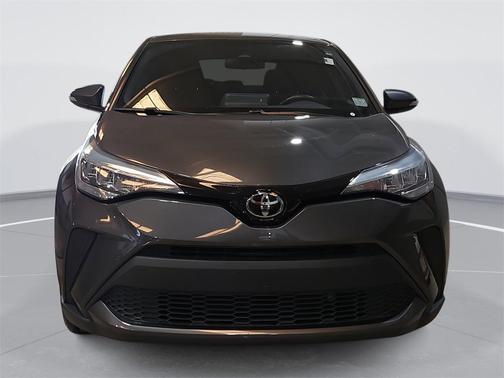 2021 Toyota C-HR XLE