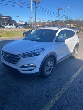 2017 Hyundai TUCSON SE Plus