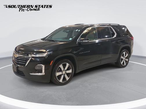 2022 Chevrolet Traverse LT Leather