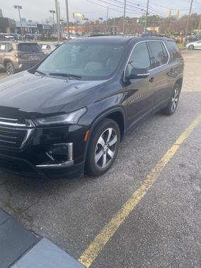 2022 Chevrolet Traverse LT Leather