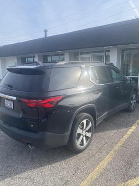 2022 Chevrolet Traverse LT Leather