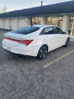 2023 Hyundai ELANTRA HEV Limited