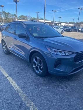 2023 Ford Escape ST-Line